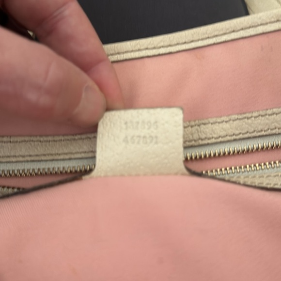 Gucci Tote -Pink ($1600 new) - Picture 7 of 11